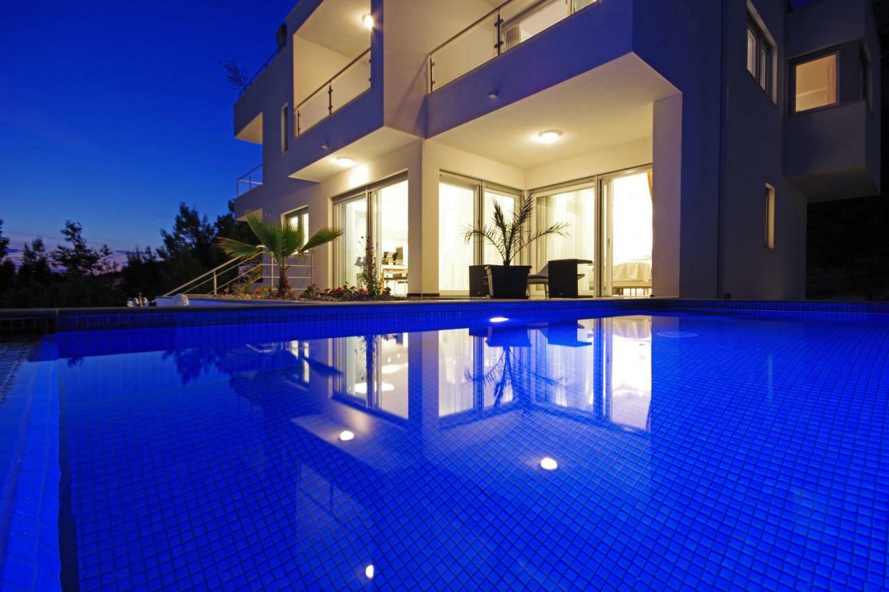Gjestgiverier Inis Makarska